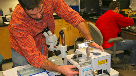 Preparing otoliths